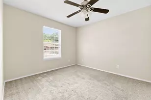 4108 Cypress Springs Dr, Arlington, TX 76001 - Photo 9