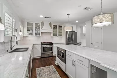 9836 Gooding Drive, Dallas, TX 75220 - Photo 13