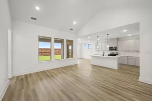 9116 Kansas Pacific Dr, Fort Worth, TX 76036 - Photo 3