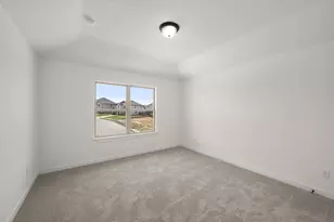 9116 Kansas Pacific Dr, Fort Worth, TX 76036 - Photo 11