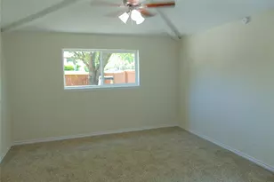2714 Country Club Pkwy, Garland, TX 75043 - Photo 31