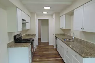 2714 Country Club Pkwy, Garland, TX 75043 - Photo 11