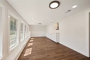 321 Holder Dr, Hurst, TX 76053 - Photo 5