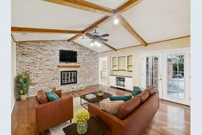 13607 Rolling Hills Lane, Dallas, TX 75240 - Photo 3