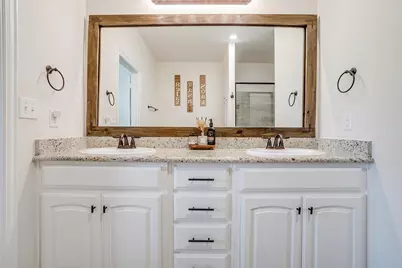 340 Sanger Drive, Springtown, TX 76082 - Photo 23