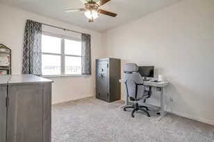 340 Sanger Dr, Springtown, TX 76082 - Photo 29