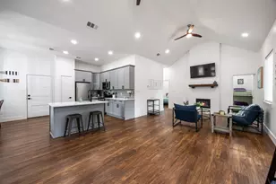 225 S Cherokee Shores Dr, Mabank, TX 75156 - Photo 5