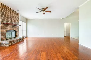 870 Raintree Ln, DeSoto, TX 75115 - Photo 7