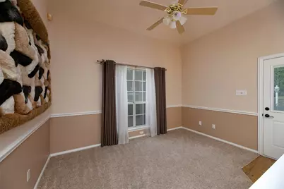 2610 Pinevalley Drive, Arlington, TX 76001 - Photo 31