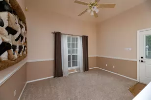 2610 Pinevalley Dr, Arlington, TX 76001 - Photo 31
