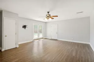 1818 Trowbridge St, Garland, TX 75044 - Photo 15