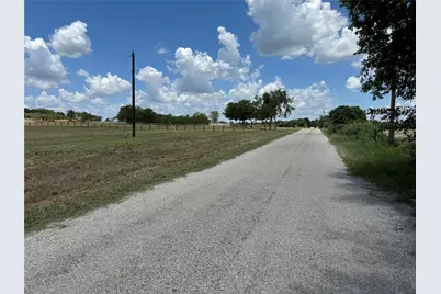 262 County Road 3735 Road, Bridgeport, TX 76426 - Photo 3