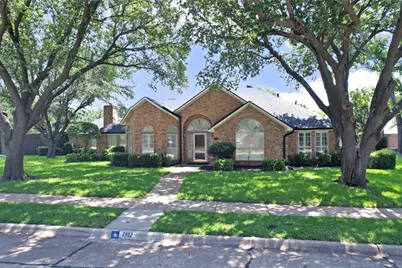 2902 Live Oak Drive, Rowlett, TX 75088 - Photo 1