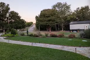 1136 Ridgeview Cir, Granbury, TX 76048 - Photo 5