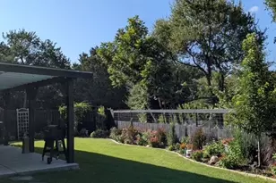 1136 Ridgeview Cir, Granbury, TX 76048 - Photo 13