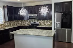 1320 Wheatear Dr, Little Elm, TX 75068 - Photo 9