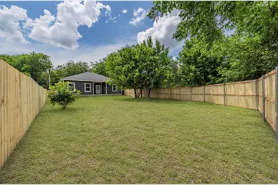 4522 Kolloch Drive, Dallas, TX 75216 - Photo 31