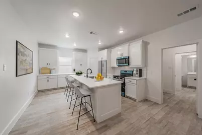 4522 Kolloch Drive, Dallas, TX 75216 - Photo 9