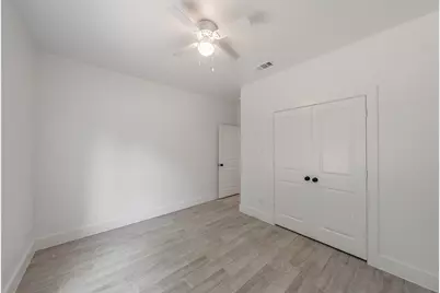 4522 Kolloch Drive, Dallas, TX 75216 - Photo 27