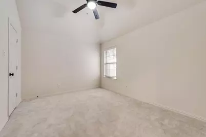 112 Lavaca Drive, Irving, TX 75039 - Photo 17
