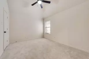 112 Lavaca Dr, Irving, TX 75039 - Photo 17