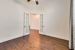 112 Lavaca Dr, Irving, TX 75039 - Photo 9