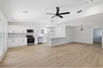 2506 Timberlake Drive, Irving, TX 75062 - Photo 9