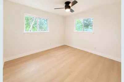 2506 Timberlake Drive, Irving, TX 75062 - Photo 7