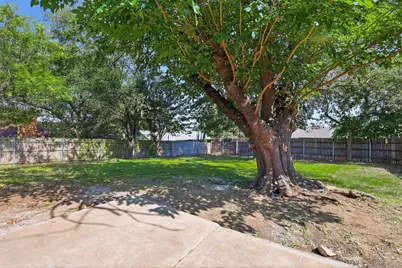 2506 Timberlake Drive, Irving, TX 75062 - Photo 21