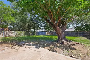 2506 Timberlake Dr, Irving, TX 75062 - Photo 21