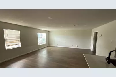 3155 E Ledbetter Drive, Dallas, TX 75216 - Photo 11
