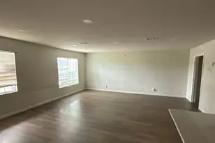 3155 E Ledbetter Dr, Dallas, TX 75216 - Photo 11