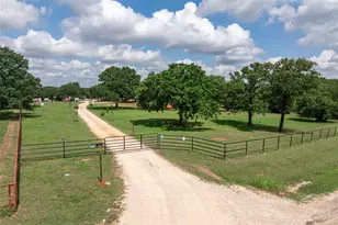 1111 Riley Rd, Whitesboro, TX 76273 - Photo 3