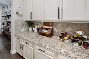 1812 Lake Wood Trl, Little Elm, TX 75068 - Photo 9