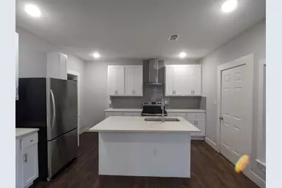 1333 S Fitzhugh Avenue, Dallas, TX 75223 - Photo 3