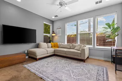 1011 Gallivant Lane, Dallas, TX 75218 - Photo 9