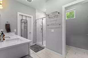 1011 Gallivant Ln, Dallas, TX 75218 - Photo 21
