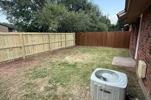 200 Bonnie Bell Ln, Springtown, TX 76082 - Photo 7