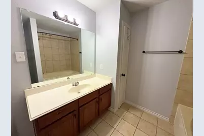 12614 Oceanside Drive, Fort Worth, TX 76040 - Photo 13