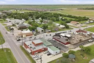 104 N Frederick St, Ponder, TX 76259 - Photo 13