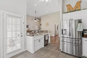 104 N Frederick St, Ponder, TX 76259 - Photo 5