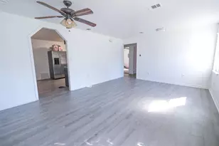 8508 Quebec Dr, White Settlement, TX 76108 - Photo 3