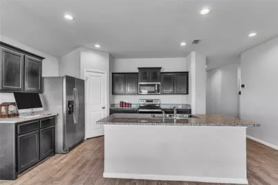 409 Foxhunter Street, Fort Worth, TX 76131 - Photo 5