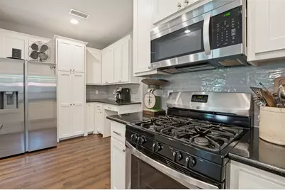 105 W Adkins Street, Seagoville, TX 75159 - Photo 11