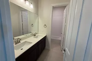 208 Slimp Blf, Azle, TX 76020 - Photo 17