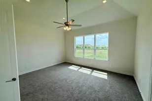 208 Slimp Blf, Azle, TX 76020 - Photo 13
