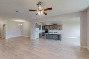 3664 Rainwater Trl, Grand Prairie, TX 76065 - Photo 9