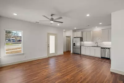 508 E Kimball Street #1, Mansfield, TX 76063 - Photo 7