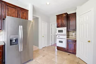 2421 Bowie Ln, Grapevine, TX 76051 - Photo 11