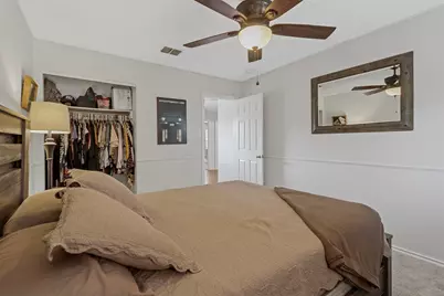 2202 Barton Springs Drive, Corinth, TX 76210 - Photo 35